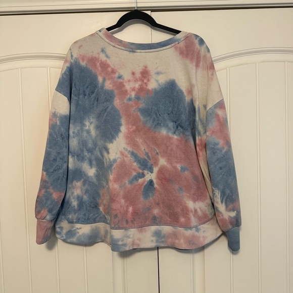 Distressed Multicolored Long Sleeve Top - Picture 5 of 6